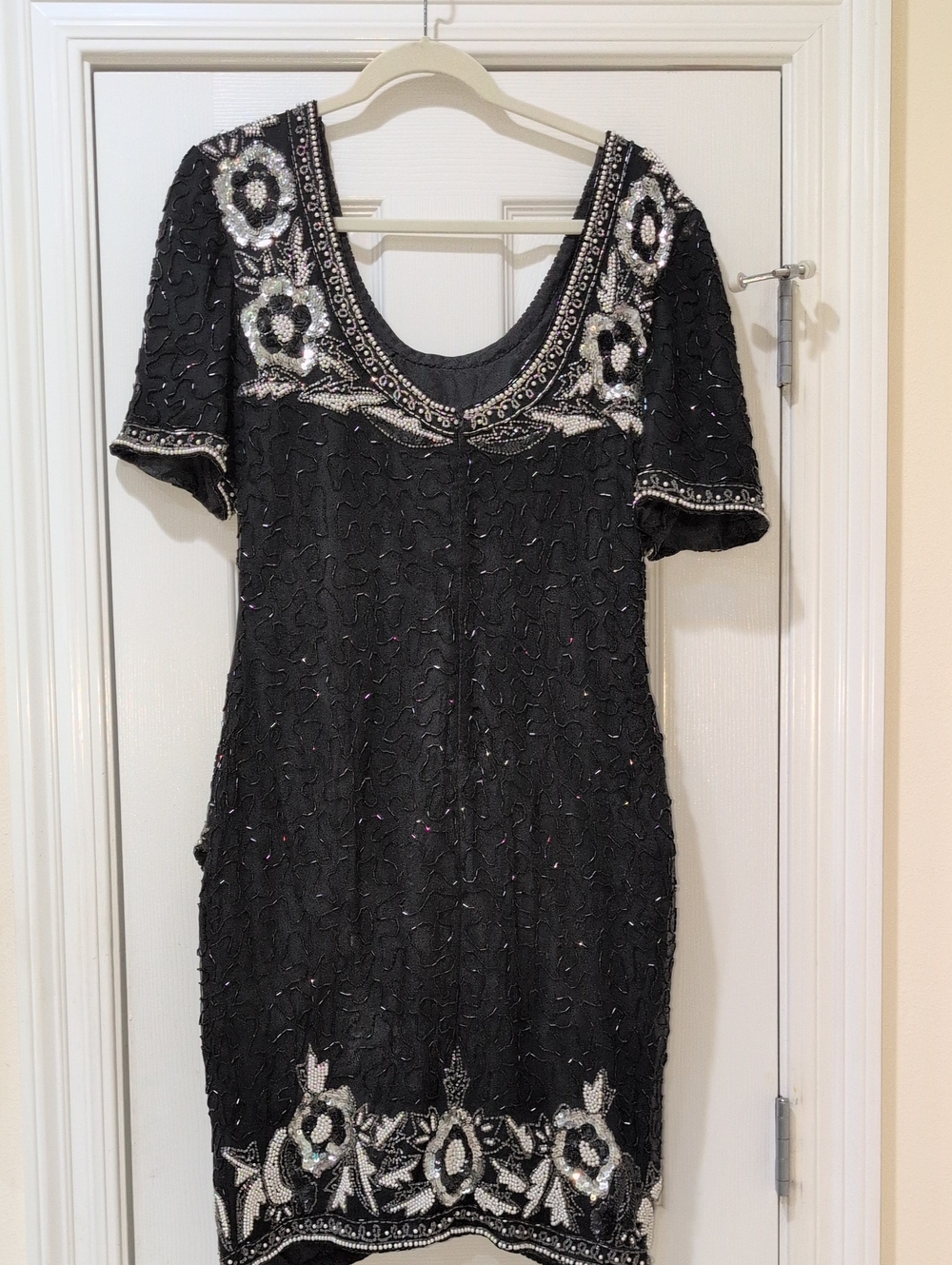 Lawrence Kazar Beaded Floral Mini Dress in Black & White Size Large